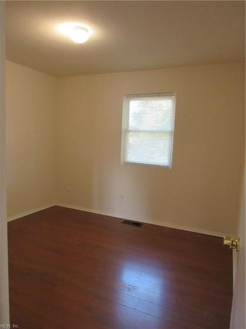 800 Saint Denis CT, Virginia Beach, VA 23455
