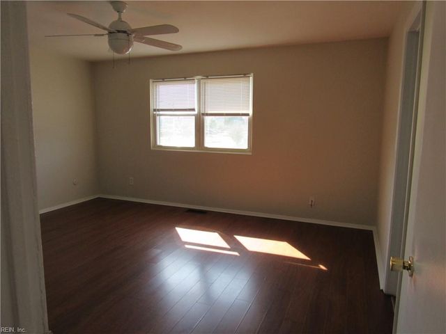 800 Saint Denis CT, Virginia Beach, VA 23455