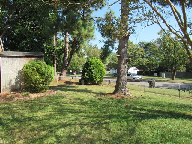 800 Saint Denis CT, Virginia Beach, VA 23455