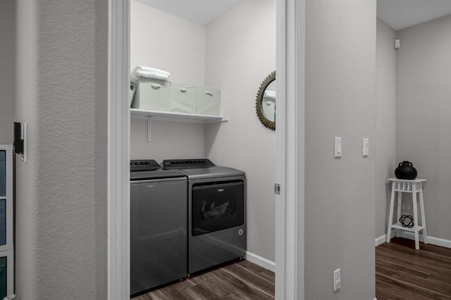 9040 Quartet Ave, Roseville, CA 95747