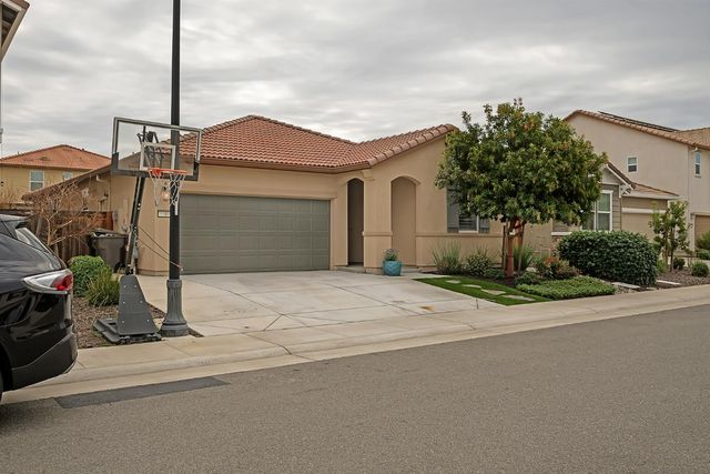 9040 Quartet Ave, Roseville, CA 95747