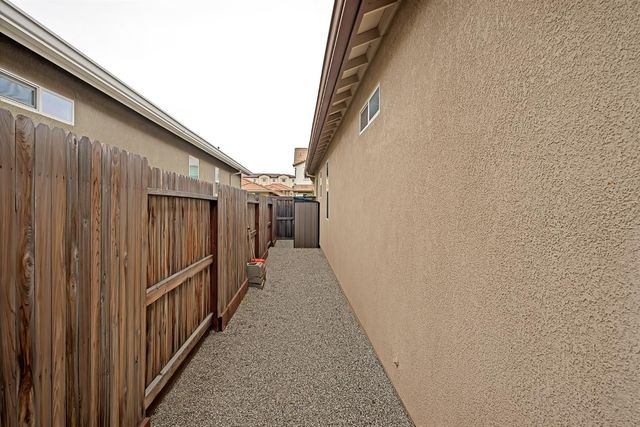 9040 Quartet Ave, Roseville, CA 95747