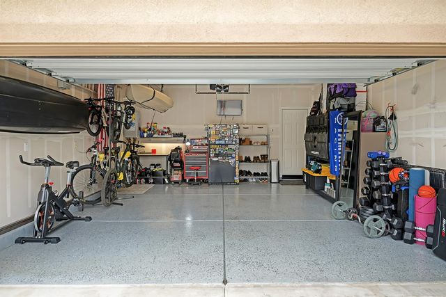 9040 Quartet Ave, Roseville, CA 95747