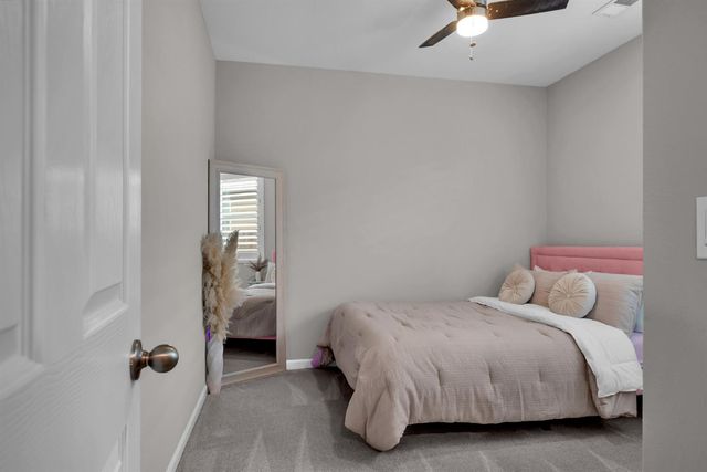 9040 Quartet Ave, Roseville, CA 95747