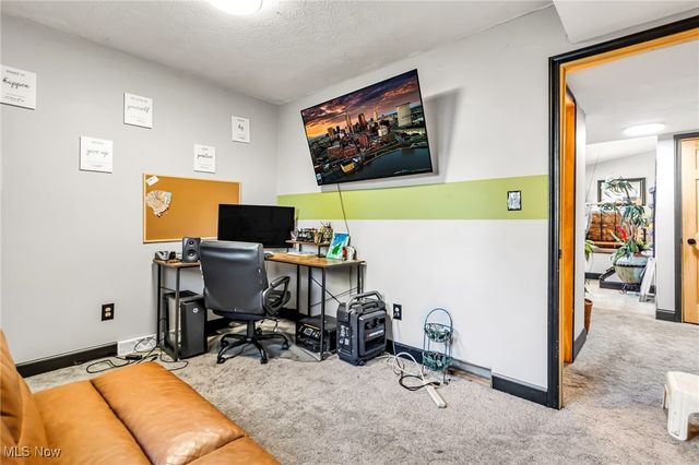 10060 Ridgewood Drive, Twinsburg, OH 44087