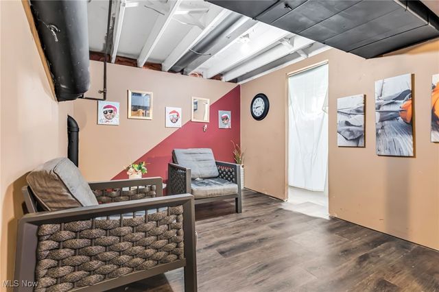 10060 Ridgewood Drive, Twinsburg, OH 44087