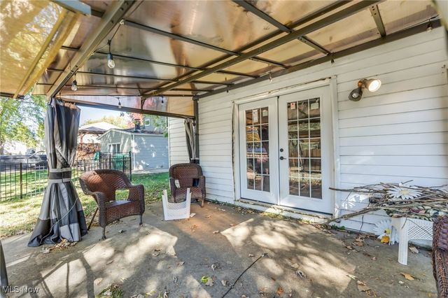 10060 Ridgewood Drive, Twinsburg, OH 44087