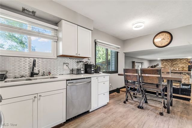 10060 Ridgewood Drive, Twinsburg, OH 44087