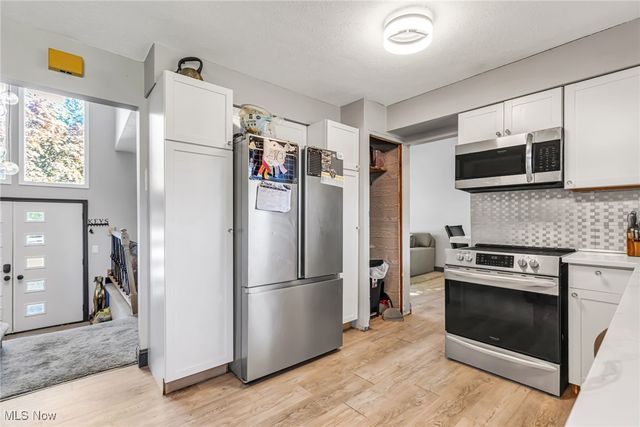 10060 Ridgewood Drive, Twinsburg, OH 44087