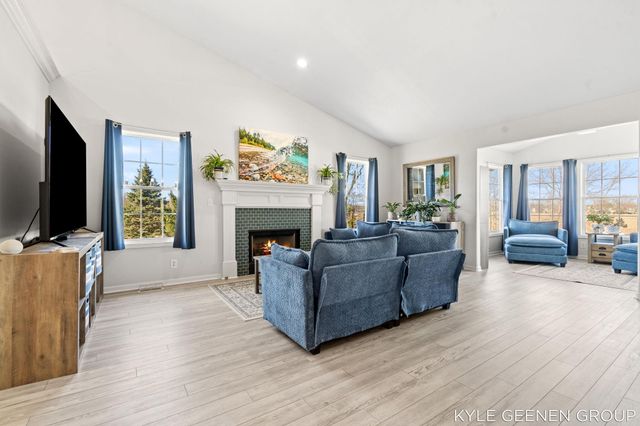 14563 Twin Oaks Street, Park Twp, MI 49424