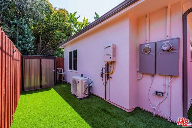 21303 Celes Street, Woodland Hills, CA 91364