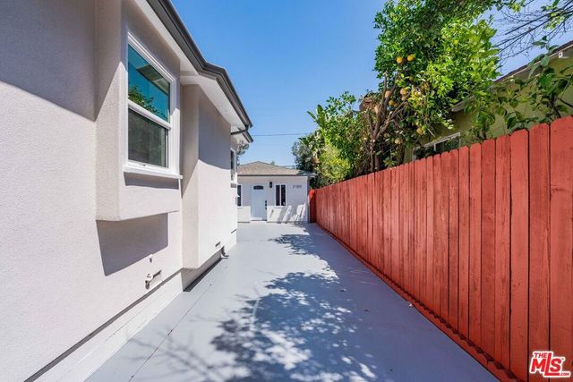21303 Celes Street, Woodland Hills, CA 91364