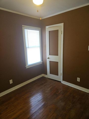 6719 Hillside LANE, Wauwatosa, WI 53213