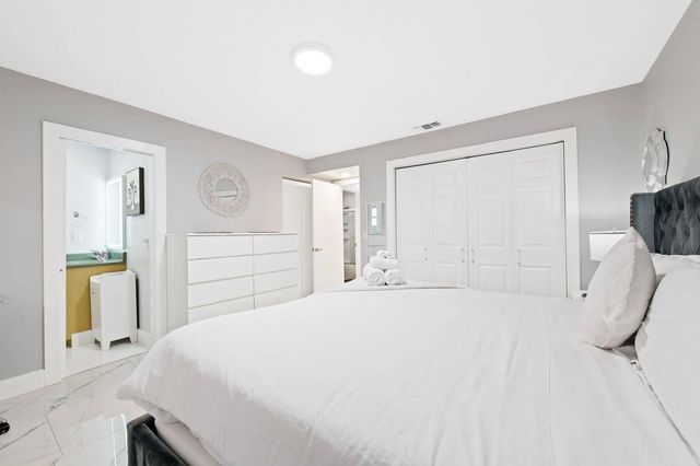 3298 N DIXIE Highway, Boca Raton, FL 33431