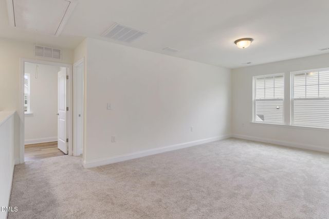 907 Burning Maple Lane, Mebane, NC 27302