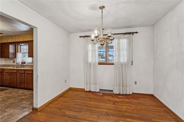 43 Circle Dr, Brighton Twp, PA 15009