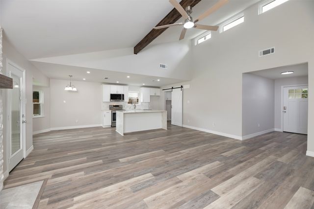 314 Sixpence Lane, Euless, TX 76039