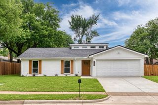 314 Sixpence Lane, Euless, TX 76039