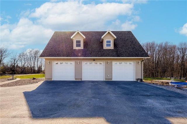 21274 30th Avenue, Chippewa Falls, WI 54729