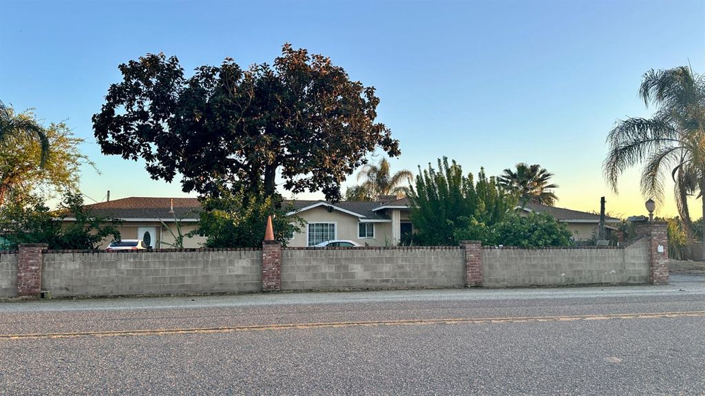 19400 Avenue 17, Madera, CA 93637