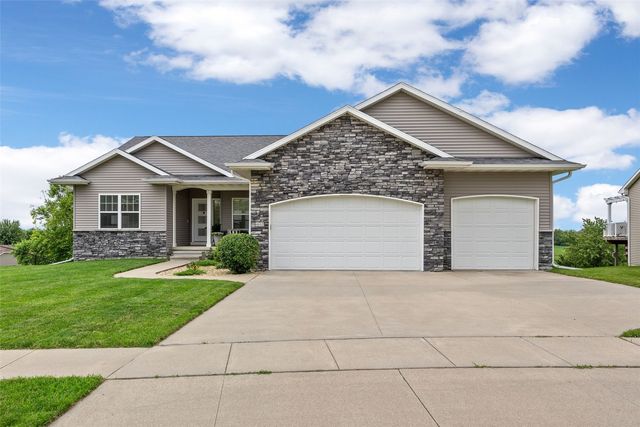 4812 Hay Field Court SW, Cedar Rapids, IA 52404