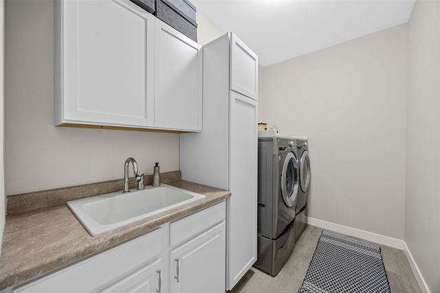 4812 Hay Field Court SW, Cedar Rapids, IA 52404