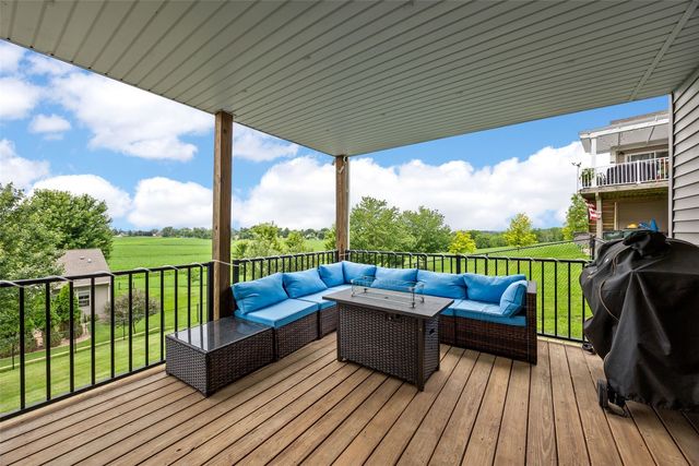 4812 Hay Field Court SW, Cedar Rapids, IA 52404