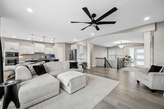 4812 Hay Field Court SW, Cedar Rapids, IA 52404