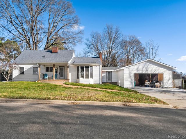 120 Boman Street, Flushing, MI 48433