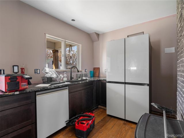 120 Boman Street, Flushing, MI 48433