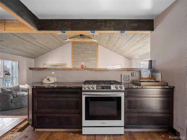 120 Boman Street, Flushing, MI 48433