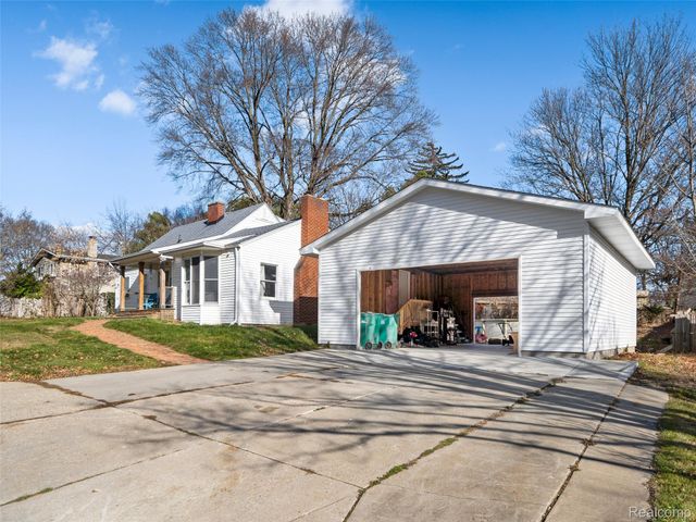 120 Boman Street, Flushing, MI 48433