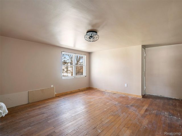 120 Boman Street, Flushing, MI 48433