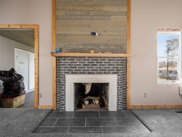 120 Boman Street, Flushing, MI 48433