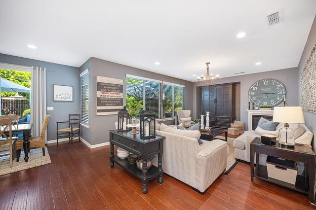 224 Barbrook Ct, Roseville, CA 95747