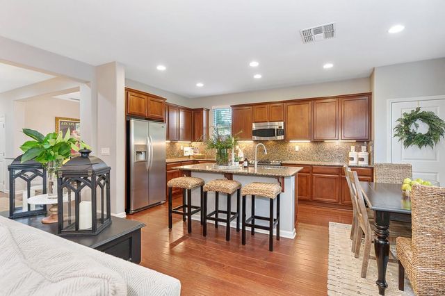 224 Barbrook Ct, Roseville, CA 95747