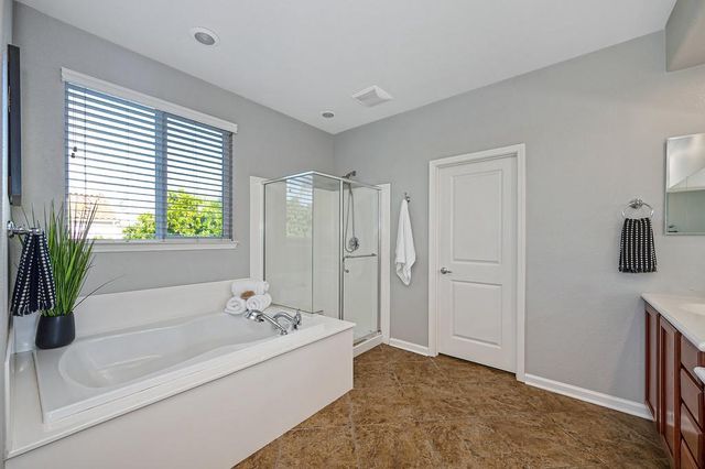 224 Barbrook Ct, Roseville, CA 95747