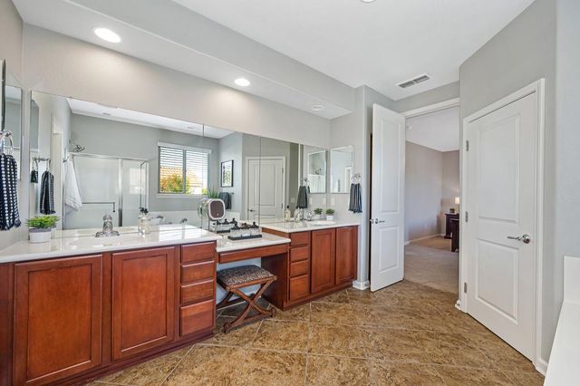 224 Barbrook Ct, Roseville, CA 95747