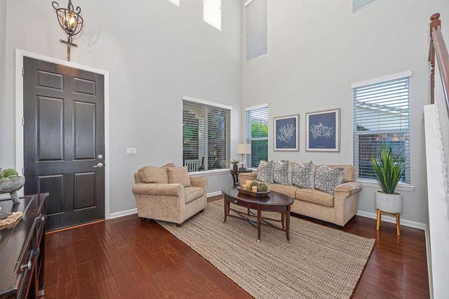 224 Barbrook Ct, Roseville, CA 95747
