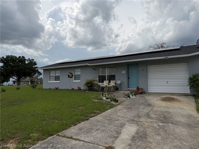 1820 W Batavia Road, Avon Park, FL 33825