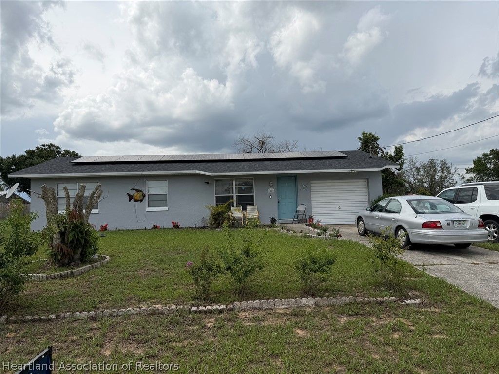 1820 W Batavia Road, Avon Park, FL 33825