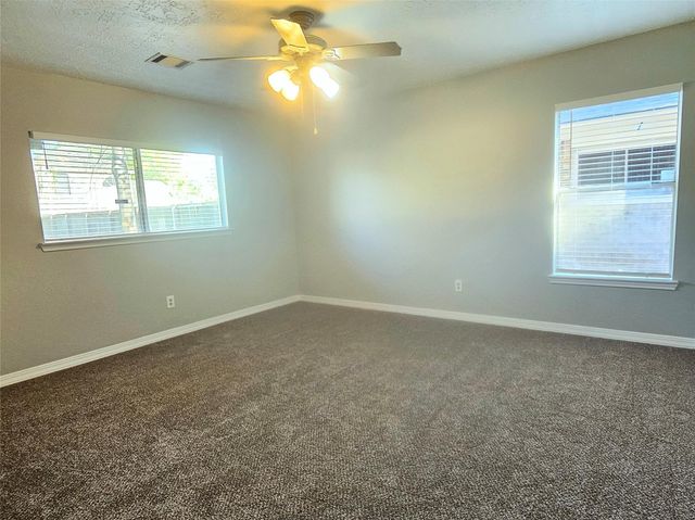 7715 Lobera Drive, Houston, TX 77083