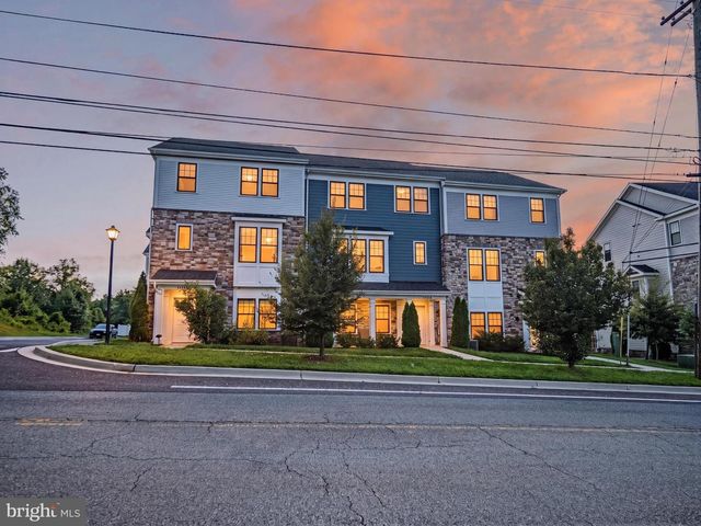 17217 REDLAND RD, Rockville, MD 20855