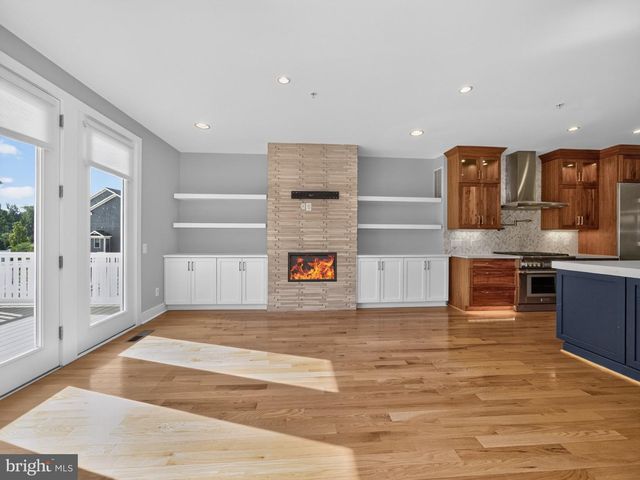 17217 REDLAND RD, Rockville, MD 20855
