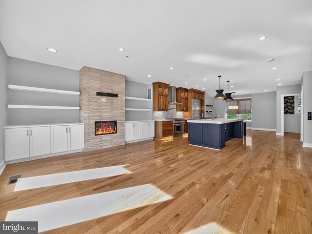 17217 REDLAND RD, Rockville, MD 20855