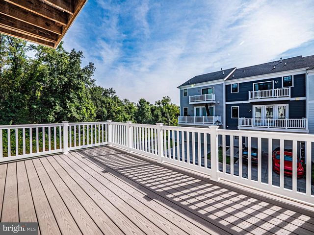 17217 REDLAND RD, Rockville, MD 20855