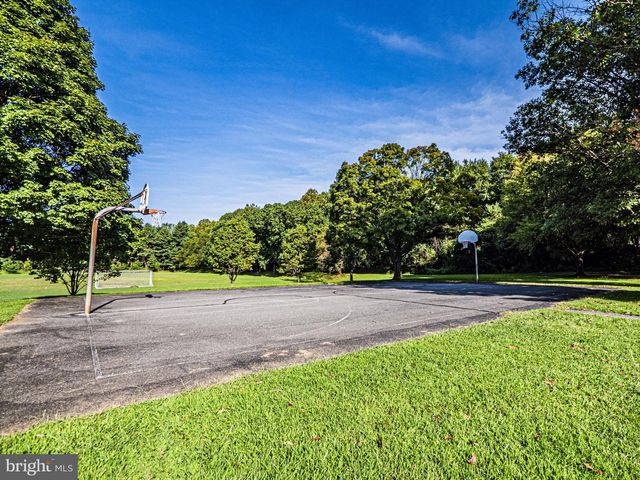 17217 REDLAND RD, Rockville, MD 20855