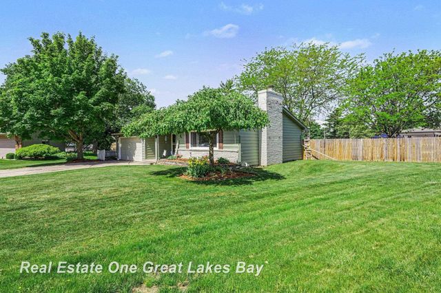 2931 Krueger Place, Saginaw Twp, MI 48603