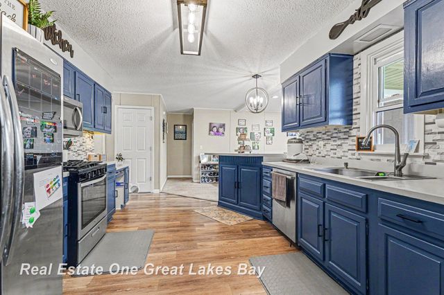 2931 Krueger Place, Saginaw Twp, MI 48603