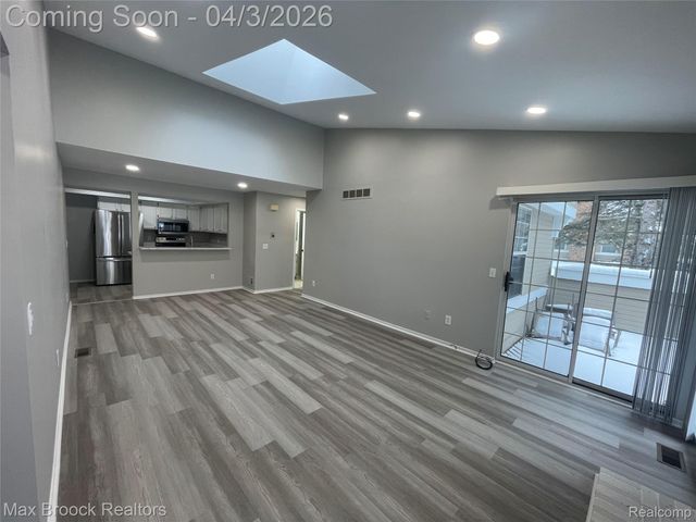 6600 Bellows Court, West Bloomfield Charter Township, MI 48322